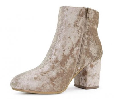 Room of Fashion Almond Toe