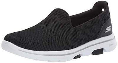 10 Best Shoes for Swollen Feet Reviewed 