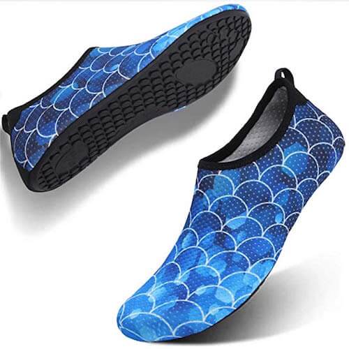 10 Best Swim Shoes in 2022 | Waterproof Swimming Shoes | WalkJogRun