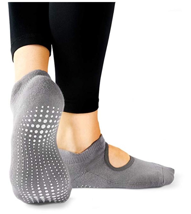 10 Best Grippy Socks Reviewed and Rated in 2022 WalkJogRun