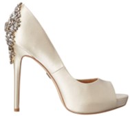 badgley mischka kiara champagne heels side view