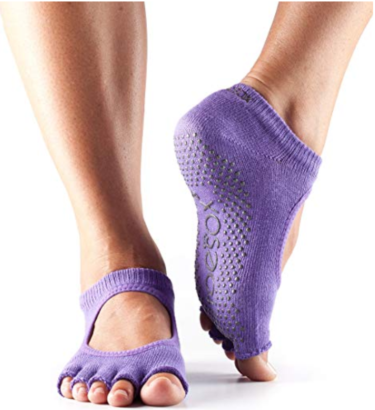 10 Best Non Slip Yoga Socks Reviewed in 2022 WalkJogRun