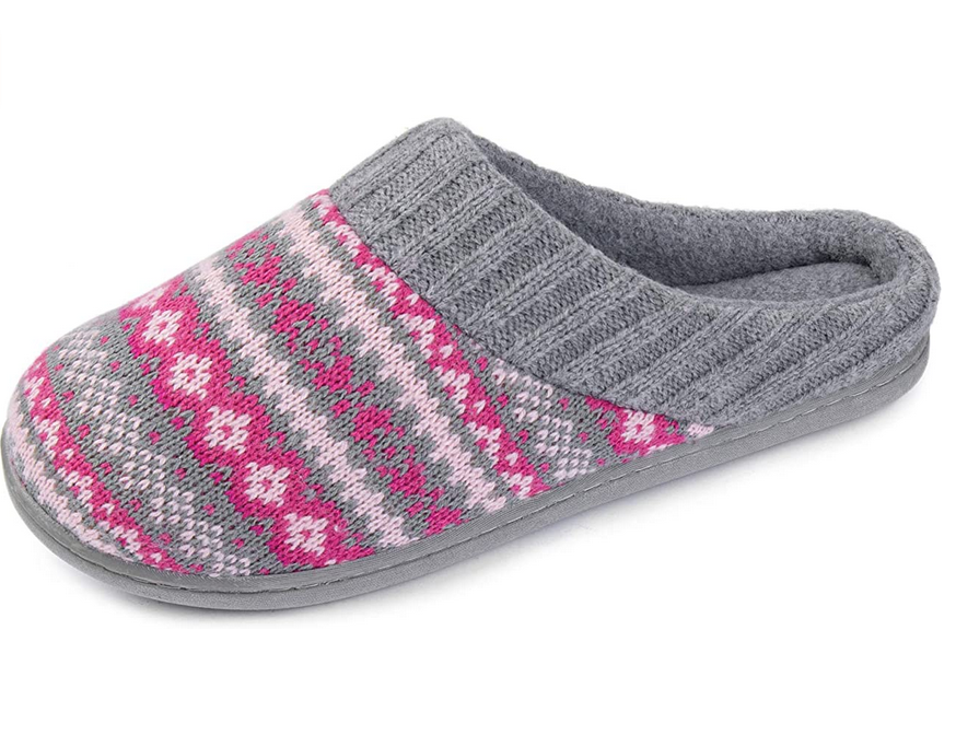 9 Best House Shoes & House Slippers of 2024 WalkJogRun